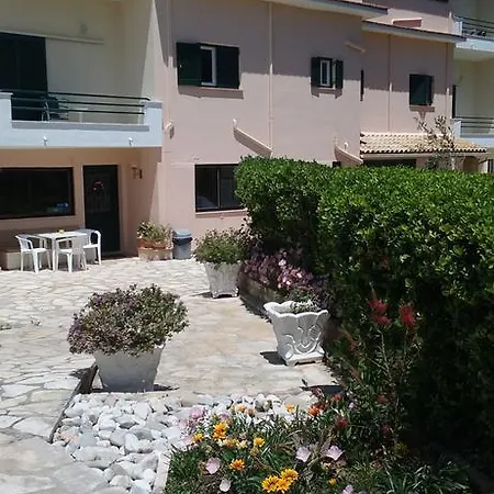 Akti Anastasia * Plage d'Almiros