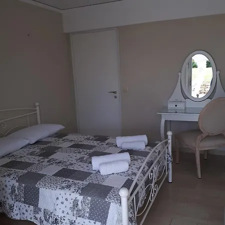 Akti Anastasia Plage d'Almiros